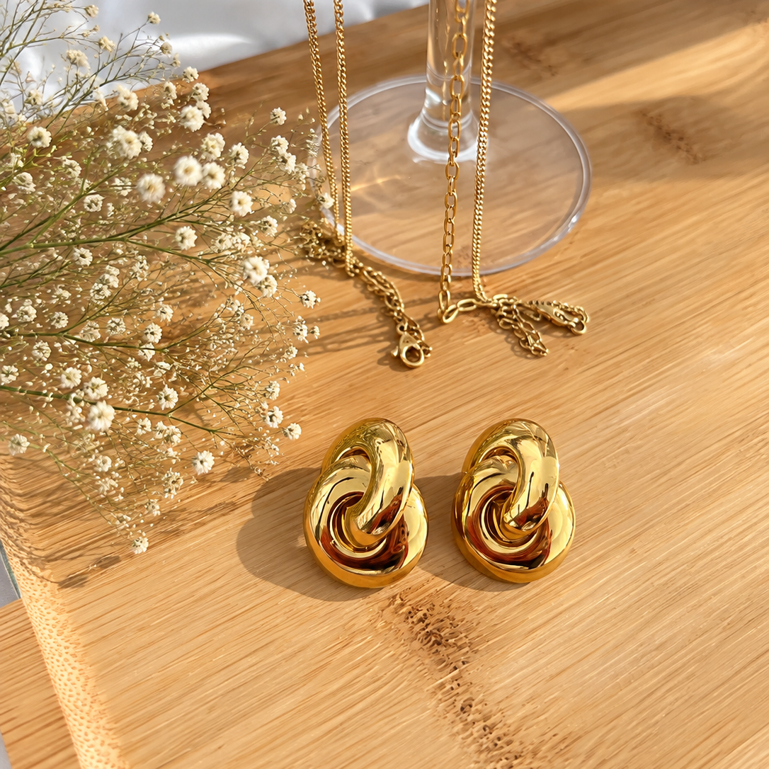 Royal Golden Interlocking Knot Earrings