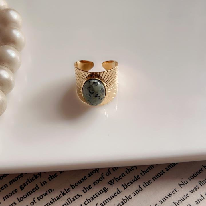 Gold Leaf Texture Ring with Natural Stone