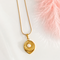 Pearl & Gold Pendant Necklace