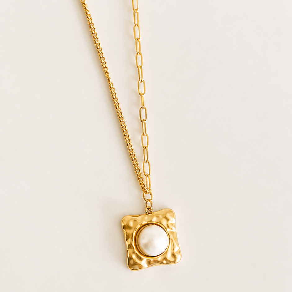Pearl Square Gold Pendant Necklace